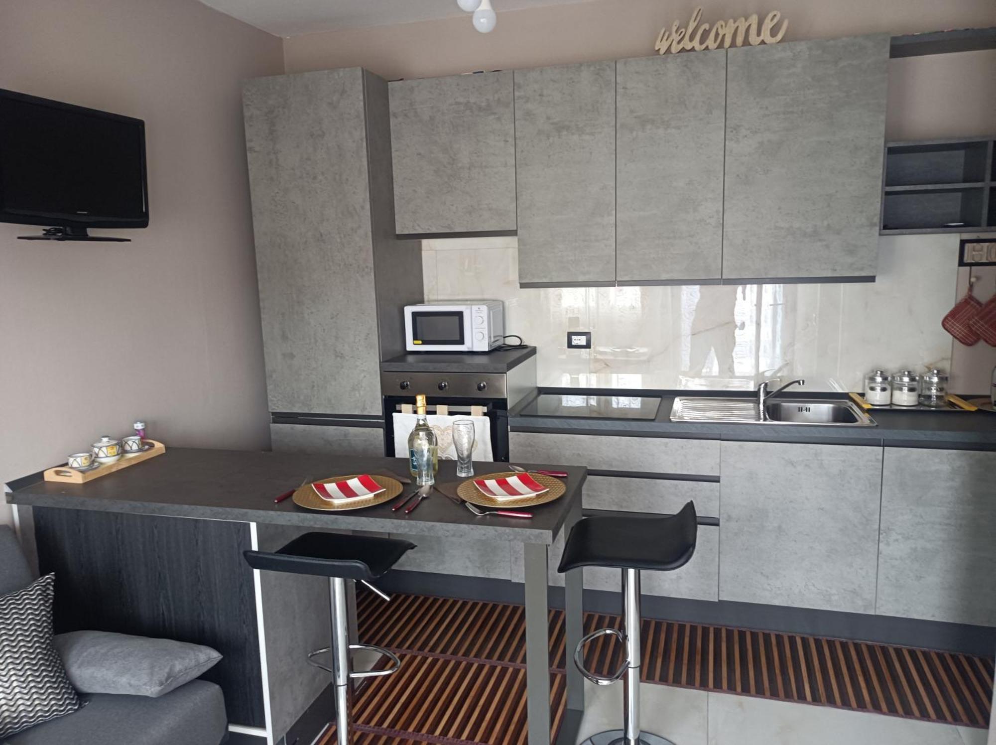 House Benedetta & Gloria On The Lake Кастеллетто-сопра-Тичино Экстерьер фото